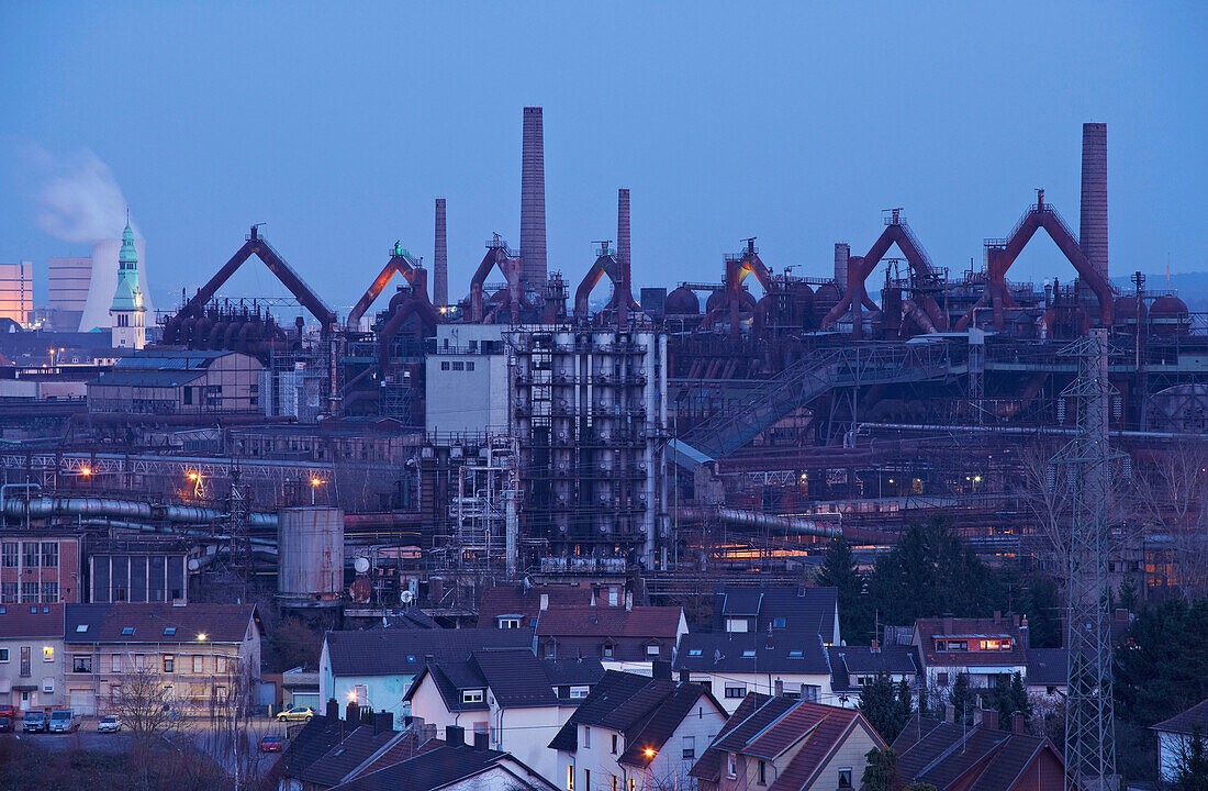 View of the mine Voelklinger Huette in the evening, Voelklingen, Saarland, Germany, Europe