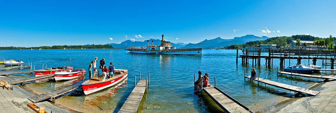 Paddlewheeler Ludwig Fessler arriving harobr, Prien, Chiemgau, Upper Bavaria, Germany