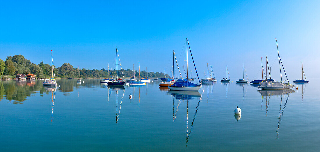 Yachthafen von Dießen, Ammersee, Oberbayern, Bayern, Deutschland