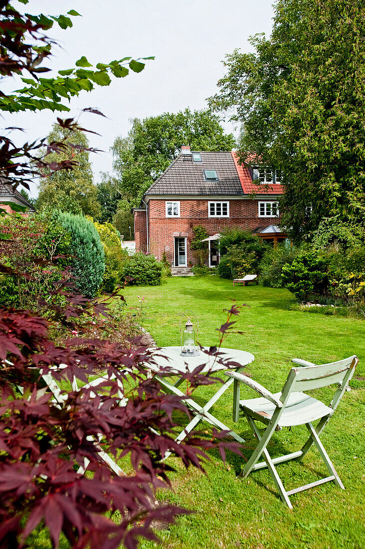 Old house with garden, Hamburg, Germany