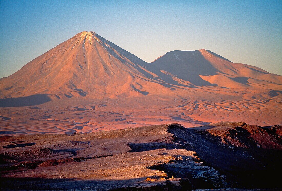 Licancábur Volcano  Atacama Desert  Antofagasta Region  Chile