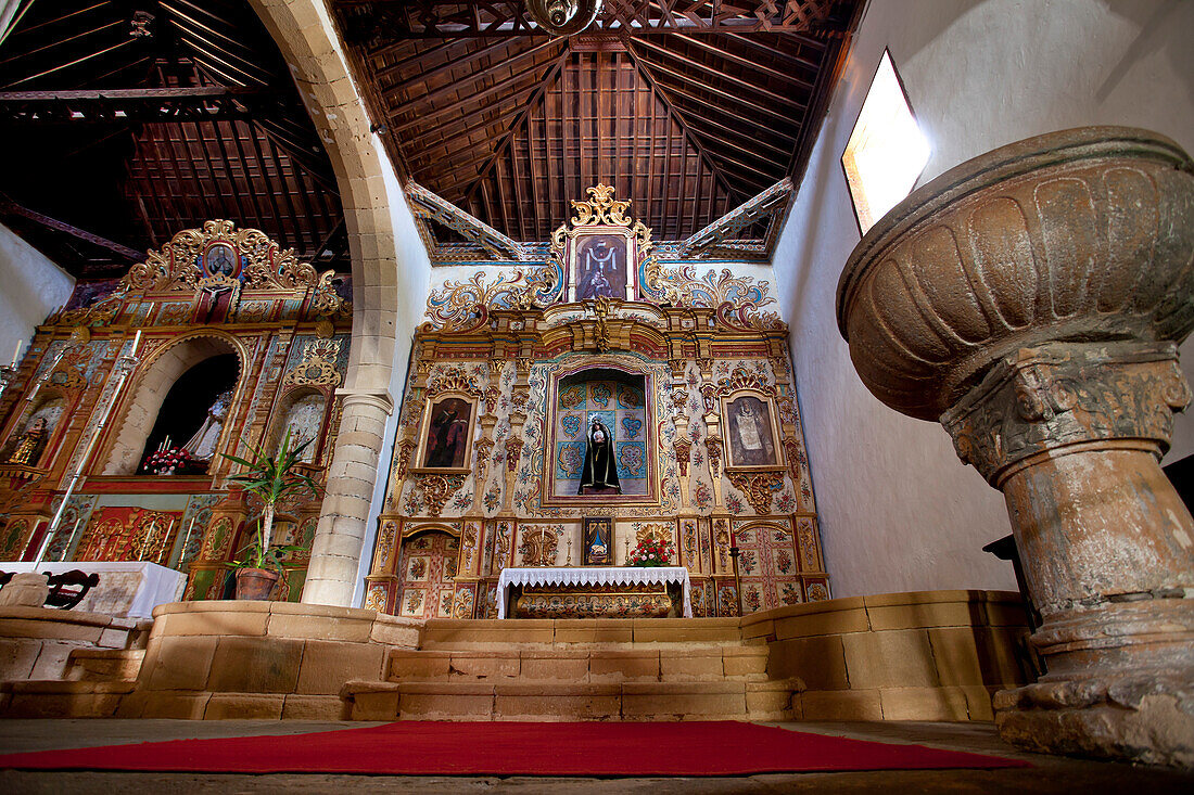 Altar, Kirche Iglesia de Virgen de la Regla, Pajara, Fuerteventura, Kanarische Inseln, Spanien