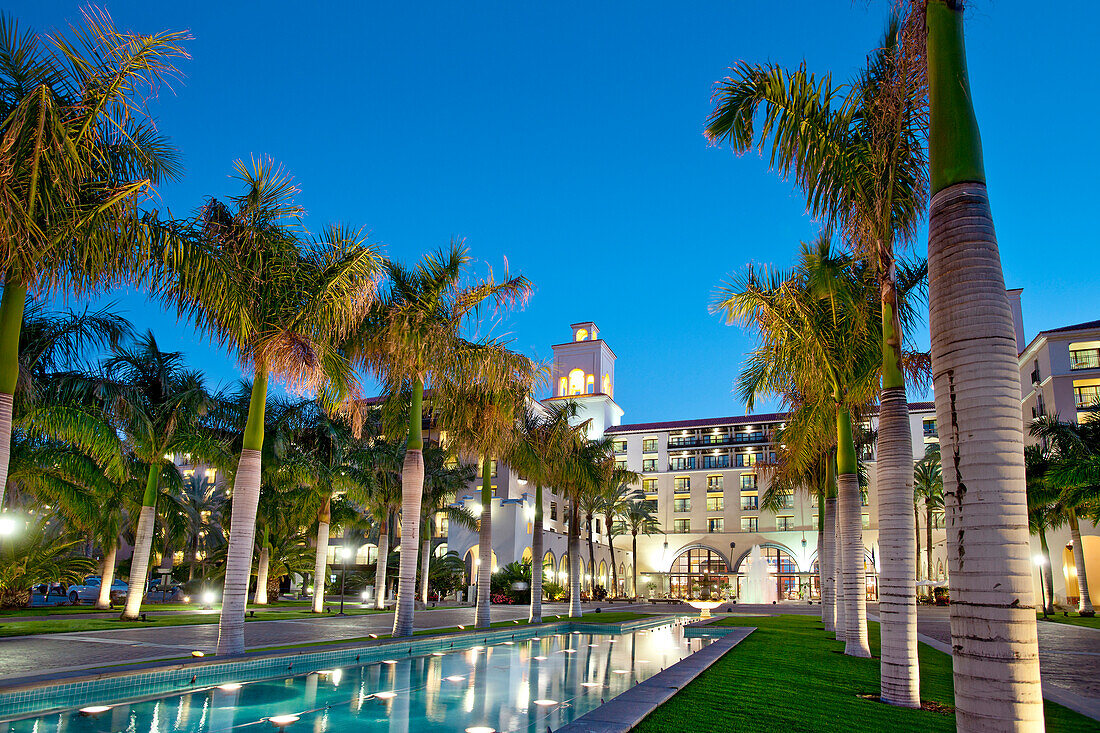 Grand Hotel Costa in the evening, Meloneras, Gran Canaria, Canary Islands, Spain, Europe