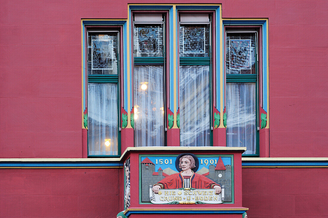 Fassade am Basler Rathaus, Basel, Schweiz