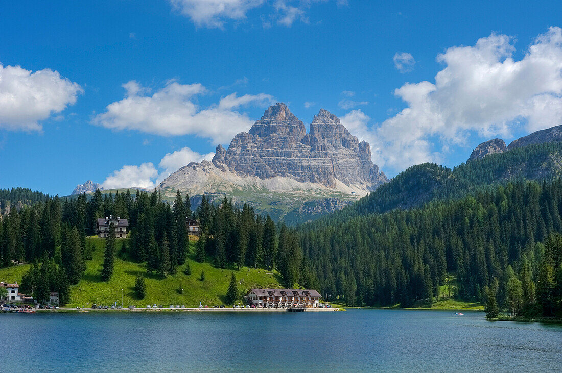 Lake Misurinasee with Tre Cime di Lavaredo, Dolomites, South Tyrol, Italy, Europe