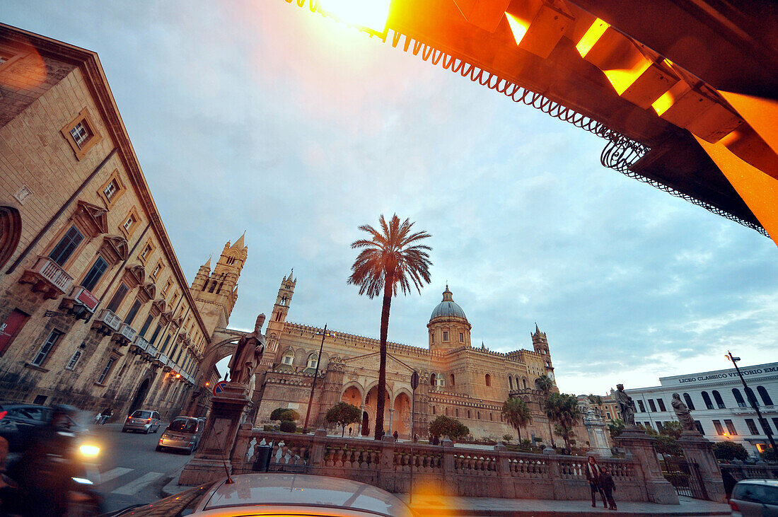 An der Kathedrale, Piazza Pretoria, Palermo, Sizilien, Italien