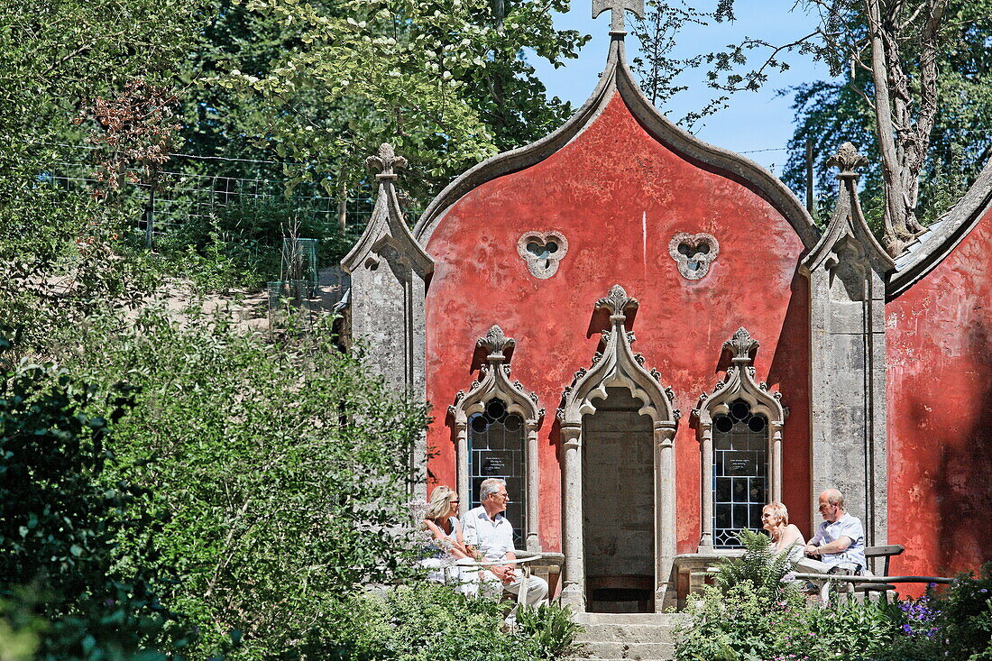 The Red House in den Roccoco Gardens, Painswick, Gloucestershire, Cotswolds, England, Großbritannien, Europa