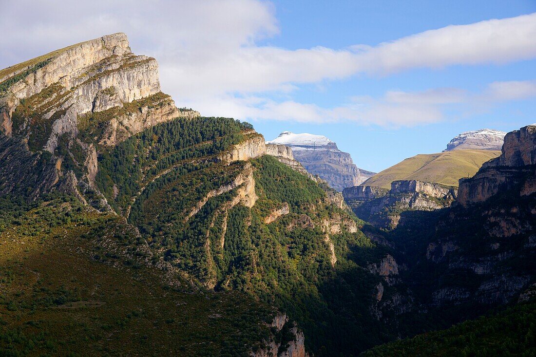 Mondoto 1962m and Punta de las Olas 3002m Añisclo Valley Huesca Pyrenees Spain