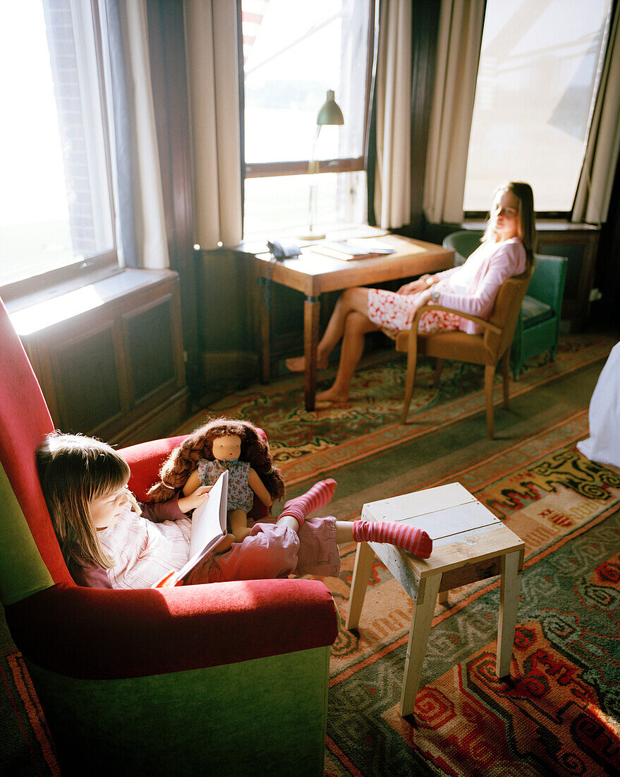Mother and daughter in a hotel room, Rotterdam, Netherlands