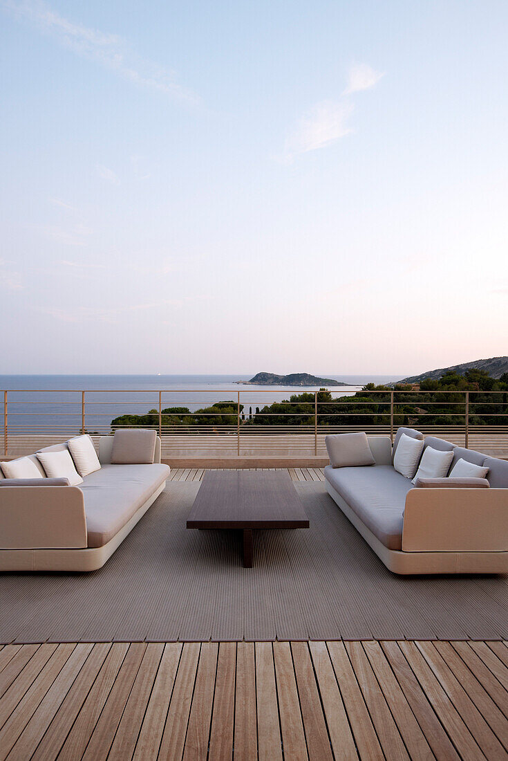 Suite terrace at sunset, Hotel La Réserve Ramatuelle, Chemin de la Quessine, Ramatuelle, France