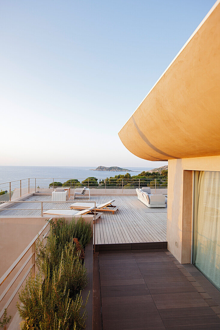 Suite terrace at sunset, Hotel La Réserve Ramatuelle, Chemin de la Quessine, Ramatuelle, France