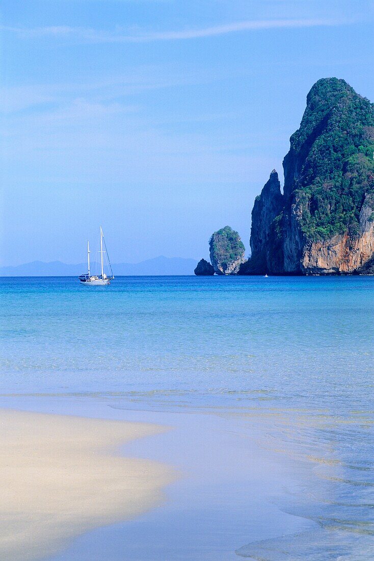 KO PHI PHI ISLAND, THAILAND