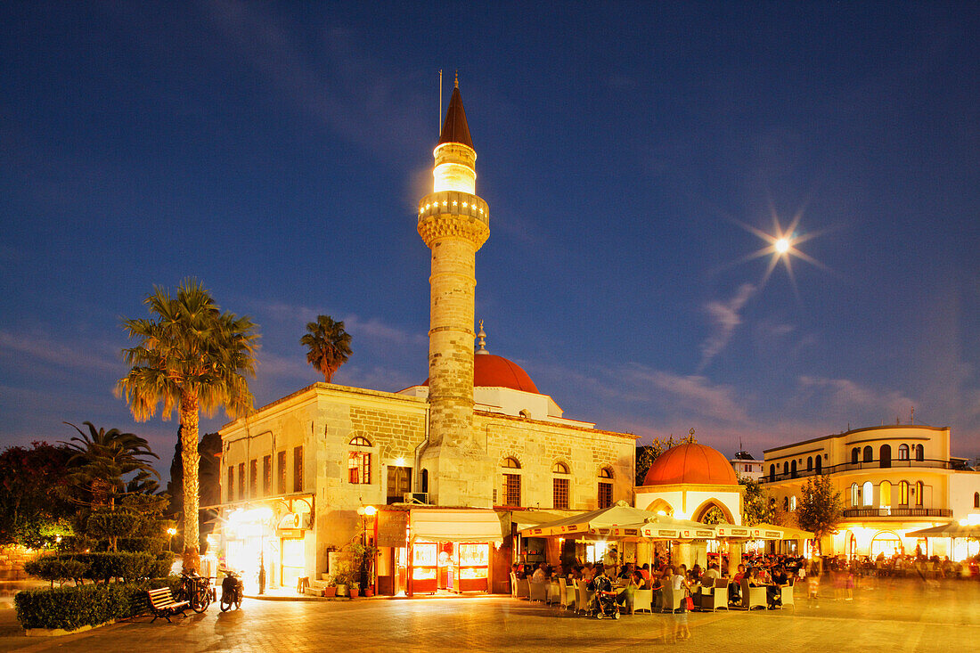 Eleftherias Square and Defterdar mosque in the evening, Kos town, Kos, Dodecanese Islands, Greece, Europe