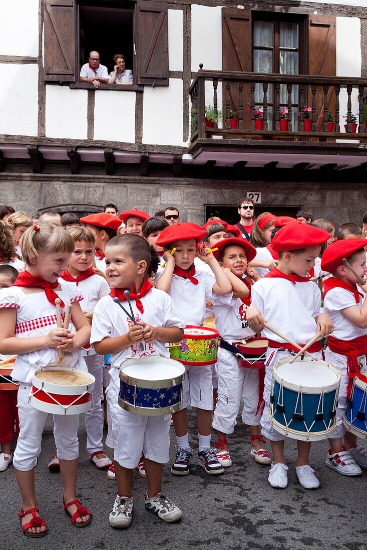 Festividad de San Fermin, Lesaka - Lesaca, Pirineo Navarro, Navarra.