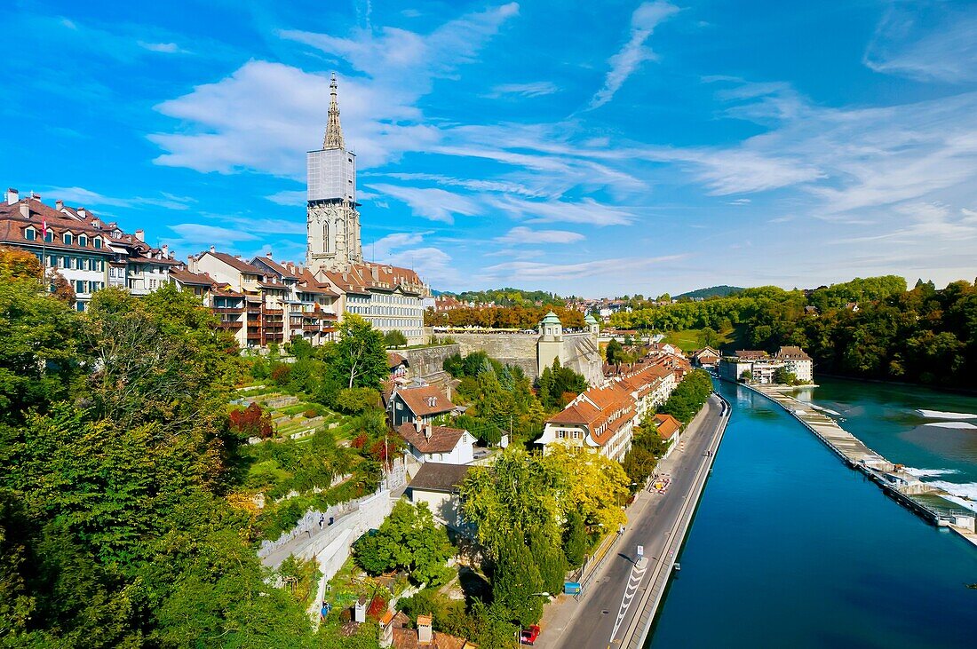 Munster Cathedral of Bern and the Aare River, Bern, Canton Bern, Switzerland