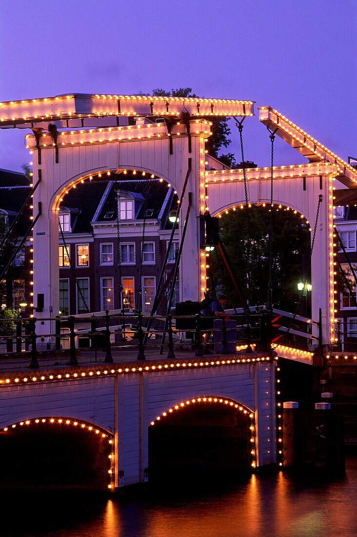 Amsterdam, architecture, bridge, drawbridge, Europe. Amsterdam, Architecture, Bridge, Drawbridge, Europe, Festive, Holiday, Landmark, Lights, Magere, Netherlands, Night, Tourism, Tr