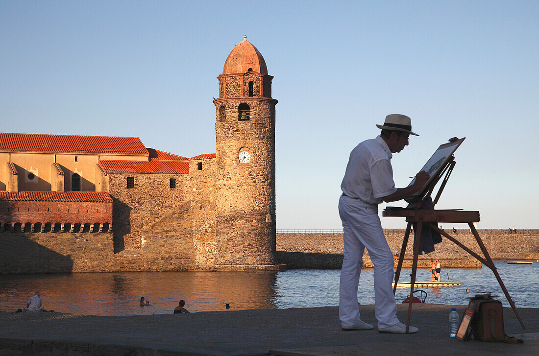 France, Languedoc Roussillon, Pyrénées Orientales (66), Collioure, painter and Notre Dame des Anges church