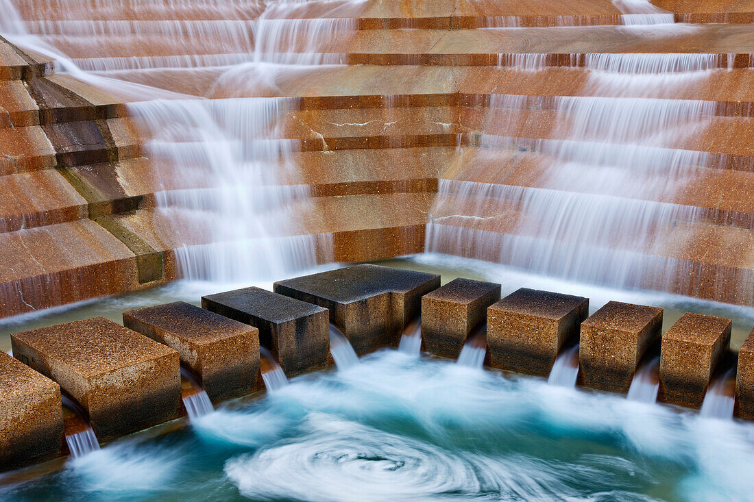 Fort Worth Water Gardens, Fort Worth, Texas, USA