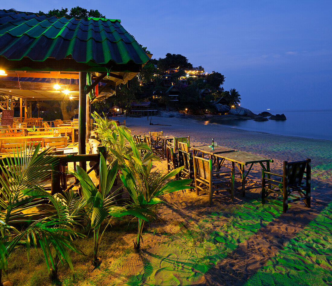 Restaurant am Than Sadet Strand, Mai Pen Rai Bungalows, Insel Koh Phangan, Thailand