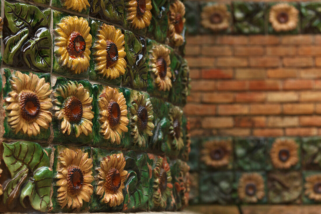 Glazed tiles with sunflowers, Villa El Capricho, Comillas, Camino de la Costa, Camino del Norte, coastal route, Way of St. James, Camino de Santiago, pilgrims way, province of Cantabria, Cantabria, Northern Spain, Spain, Europe