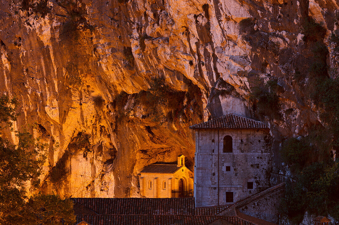 Pilgrimage church and holy cave Santa Cueva de Covadonga in the evening, Covadonga, Picos de Europa, province of Asturias, Principality of Asturias, Northern Spain, Spain, Europe