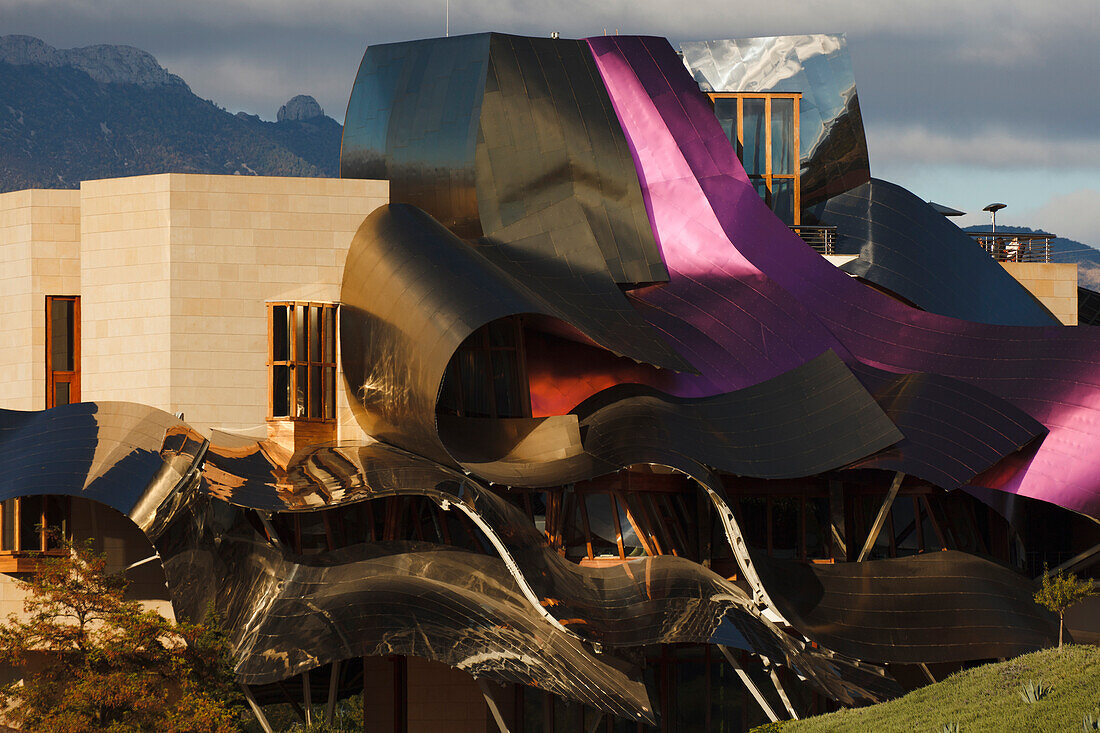 Hotel Marques de Riscal, architect Frank Gehry, Bodega Herederos del Marques de Riscal, winery, Elciego, village, La Rioja Alavesa, province of Alava, Basque Country, Euskadi, Northern Spain, Spain, Europe