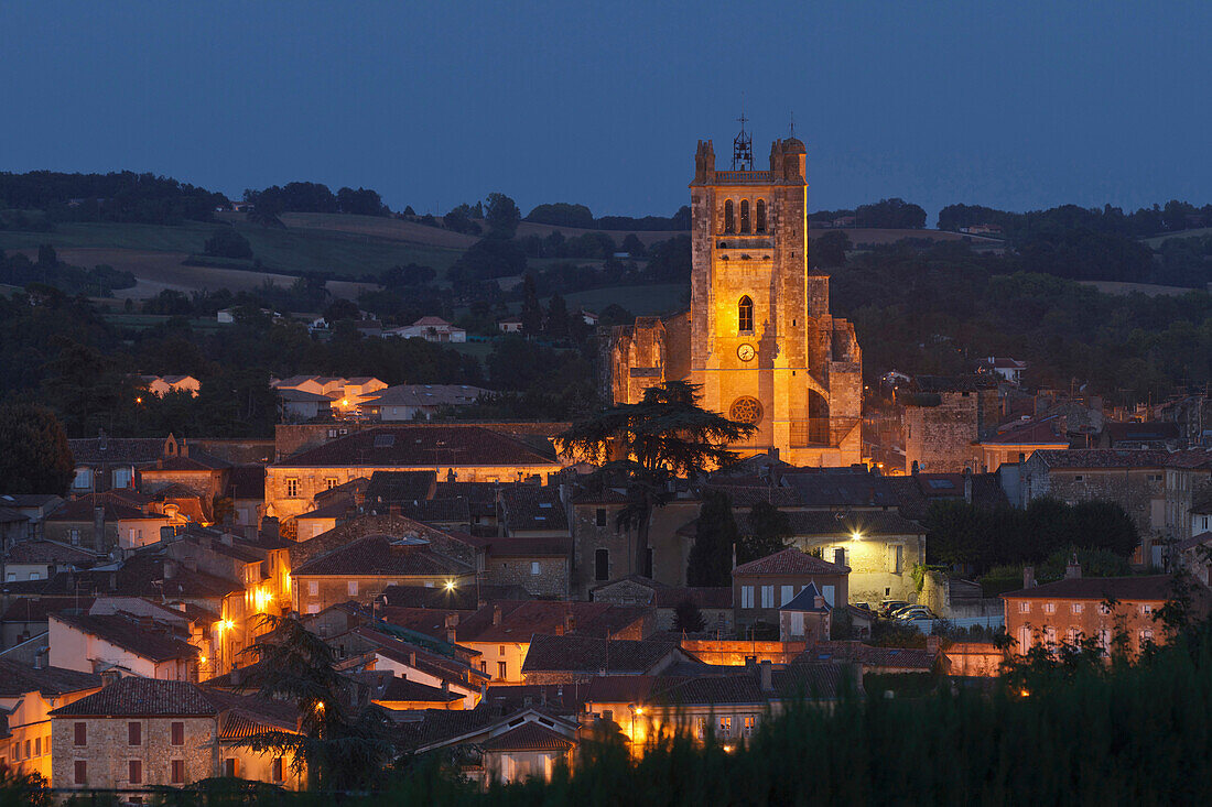 town view with Cathedral Sainte-Pierre, cathedral, gothic, Condom, Condom-en-Armanac, Department Gers, Region Midi-Pyrenees, Via Podiensis, Camino de Santiago, St. James Way, France, Europe