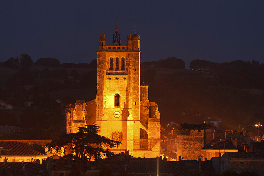 town view with Cathedral Sainte-Pierre, cathedral, gothic, Condom, Condom-en-Armanac, Department Gers, Region Midi-Pyrenees, Via Podiensis, Camino de Santiago, St. James Way, France, Europe