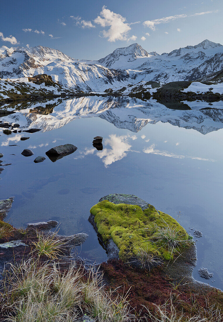 Mountain reflection in a lake, Nameless Lake, Aperer Pfaff, Schaufelspitze, Stubaier Wildspitze, Mutterbergalm, Stubaier Alpen, Tyrol, Austria