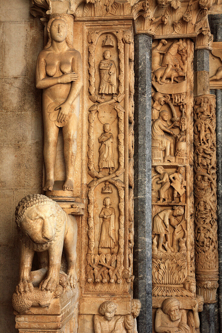 Croatia, Trogir, Cathedral of St Lovro, Romanesque portal by Master Radovan
