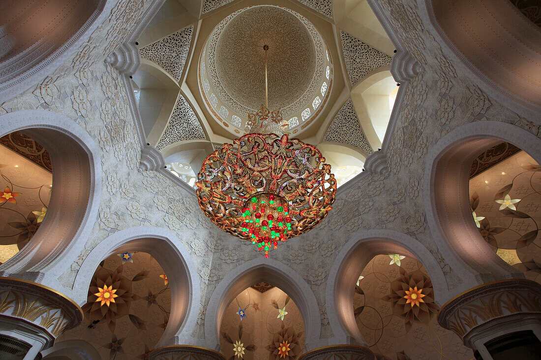 United Arab Emirates, Abu Dhabi, Sheikh Zayed bin Sultan al-Nahyan Mosque, interior