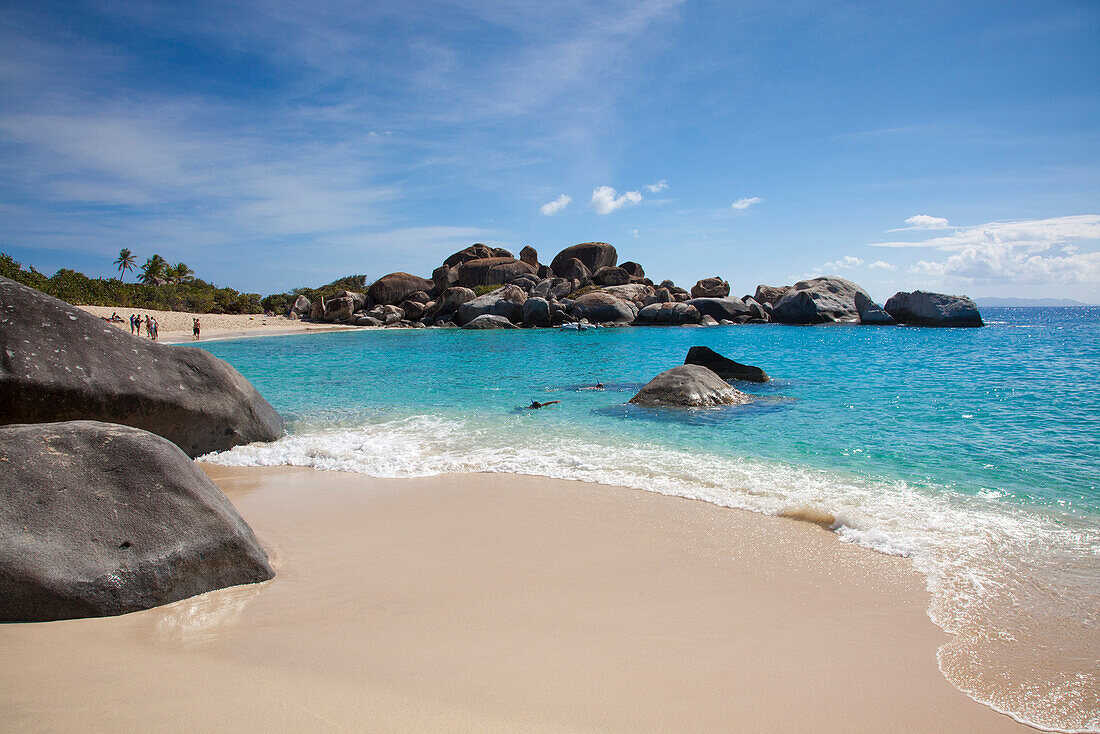 Giant granite boulders at Devil's Beach near The Baths, Virgin Gorda, Virgin Gorda, British Virgin Islands, Caribbean