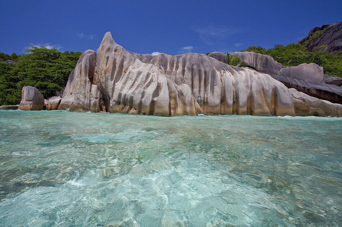 Granitfelsen am Strand Anse Source d' Argent, Insel La Digue, Seychellen, Indischer Ozean