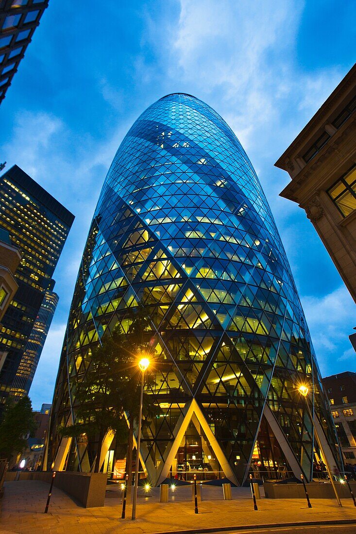30 St Mary Axe or Swiss Re Building nicknamed The Gherkin by architect Norman Foster  London  England  United Kingdom, UK, Europe