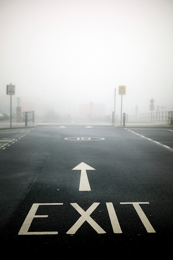 Exit, road, route, fog