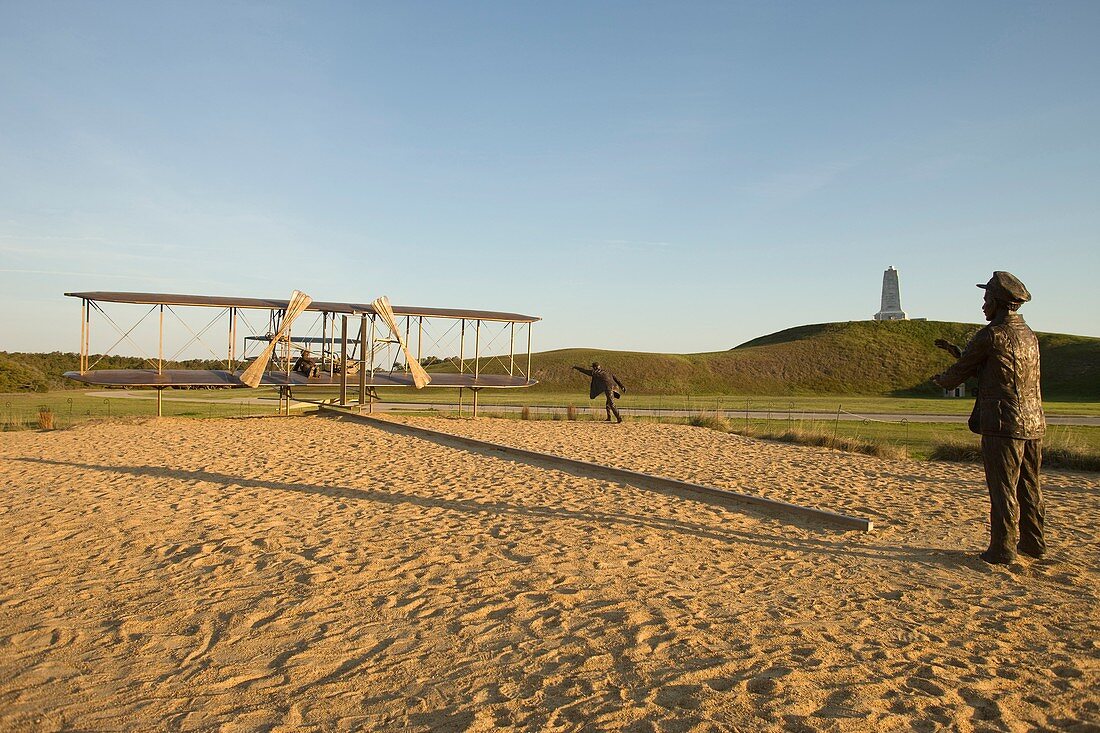 STEVEN SMITH FIRST FLIGHT SCULPTURE WRIGHT BROTHERS NATIONAL MEMORIAL KITTY HAWK OUTER BANKS NORTH CAROLINA USA