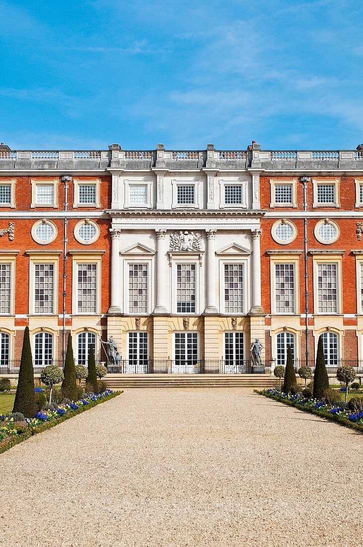 Hampton Court Palace and Privy Garden, East Facade, Surrey, England, UK