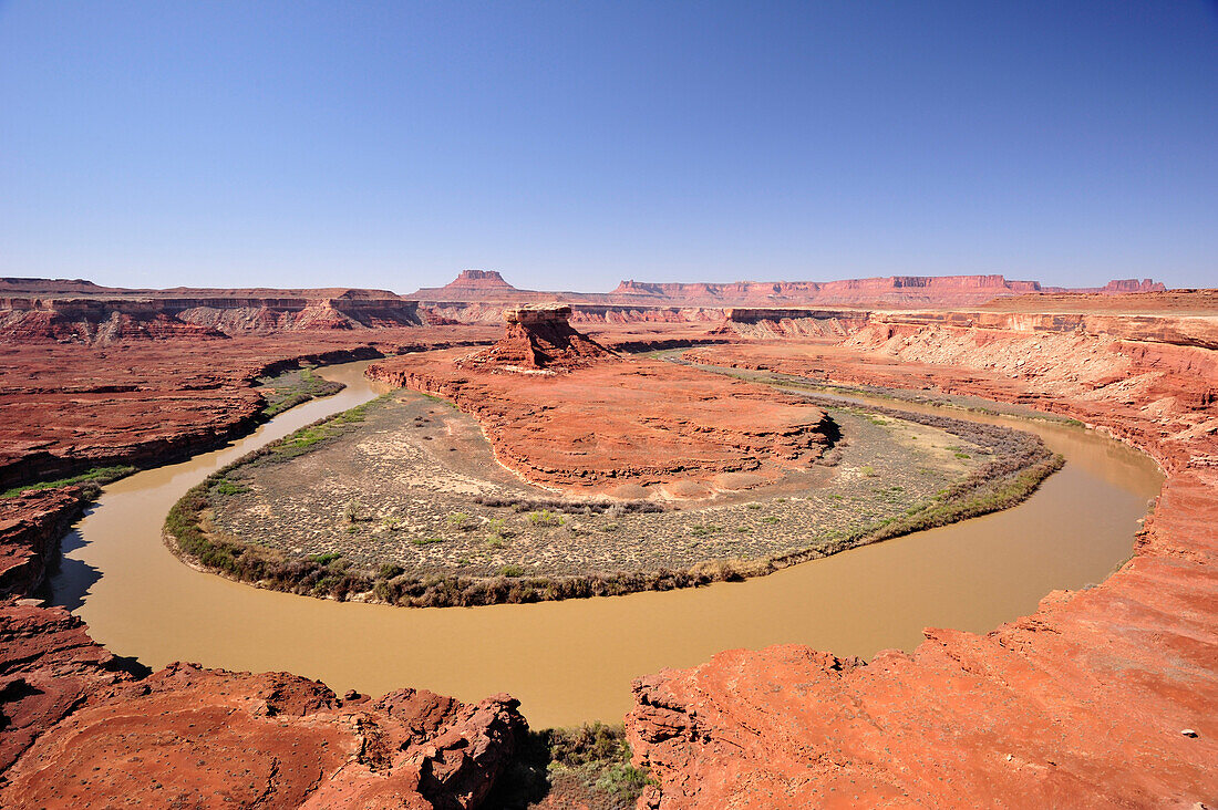 Blick auf Flussschleife des Green River, White Rim Drive, White Rim Trail, Island in the Sky, Canyonlands Nationalpark, Moab, Utah, Südwesten, USA, Amerika