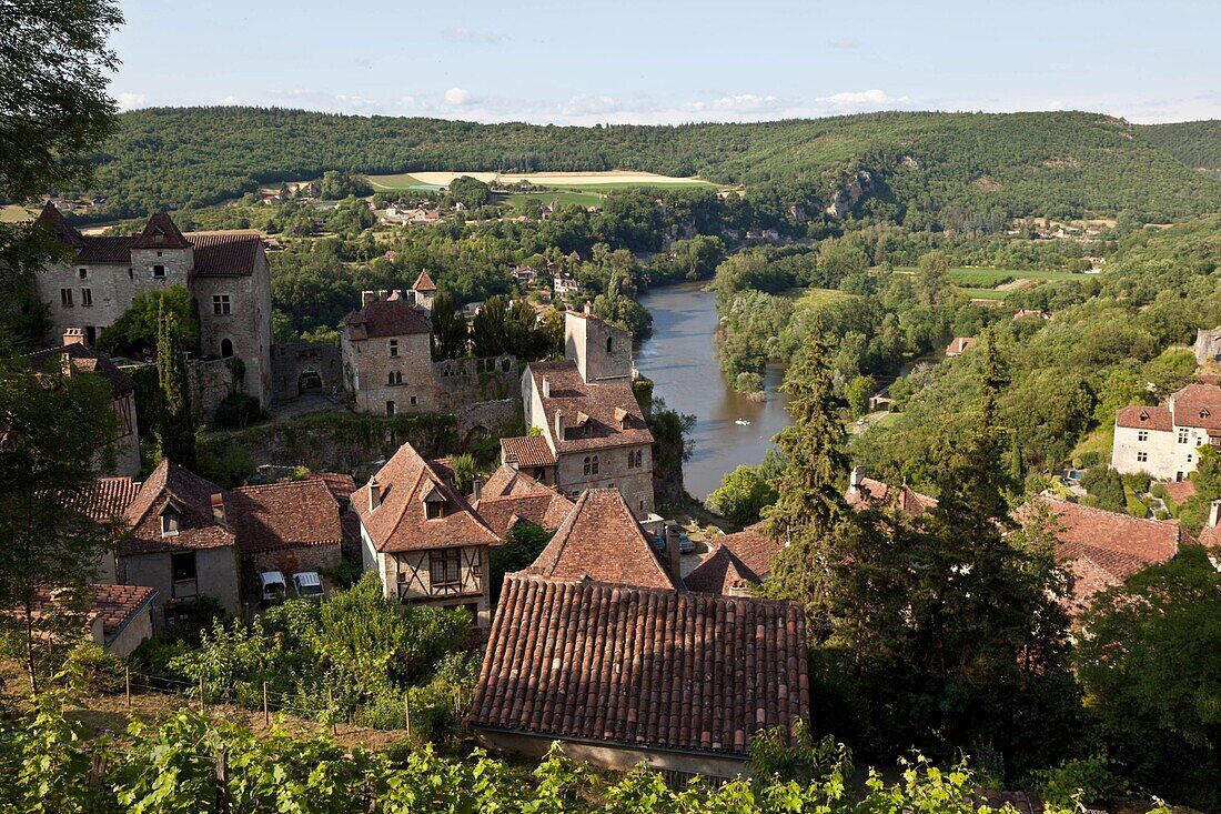 France, Lot, Saint Cirq Lapopie village