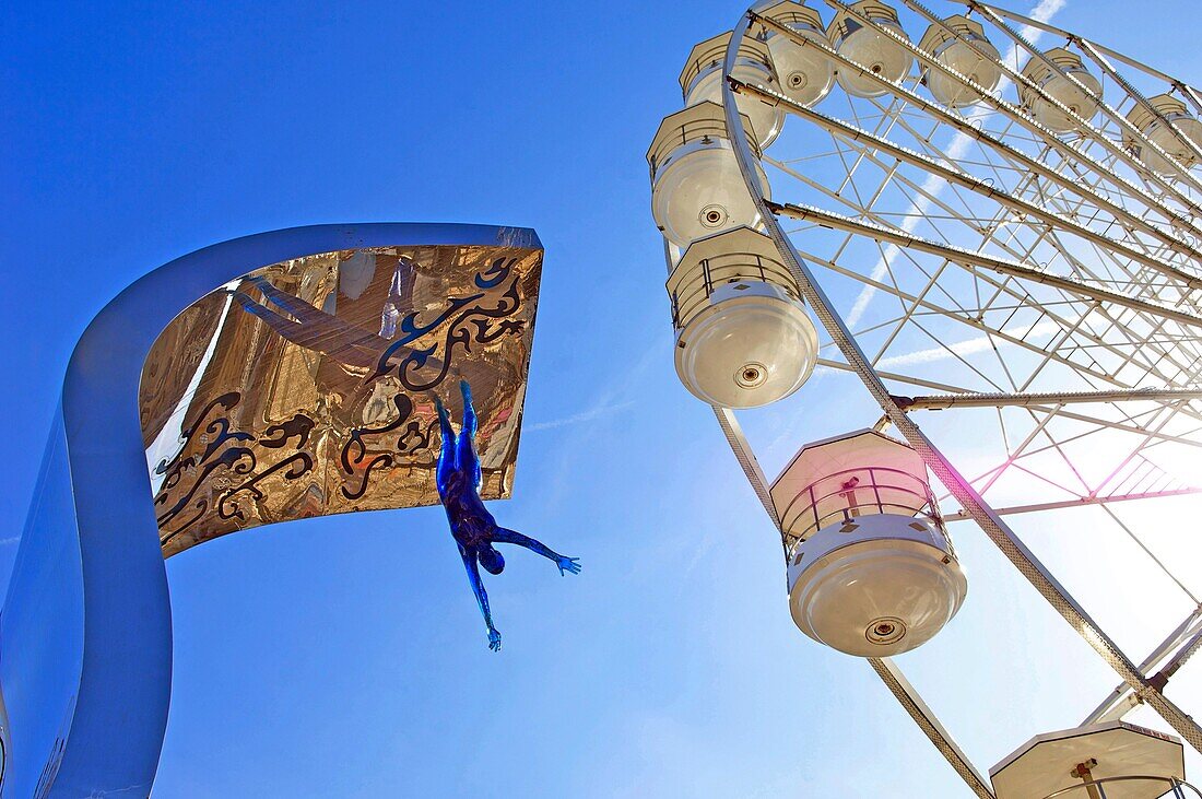 Ferris wheel and contemporary sculpture, Blackpool, Lancashire, England