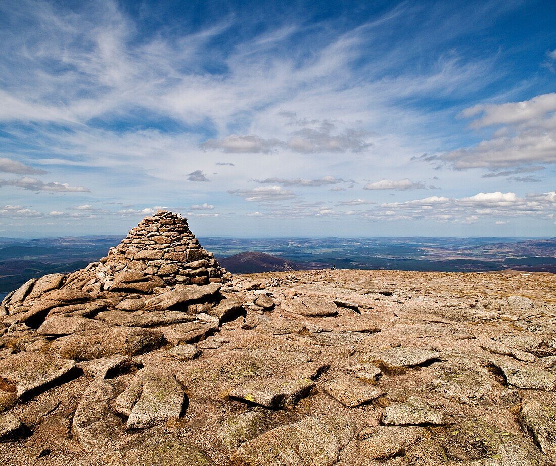 Route marking cairn at the summit of Cairn Gorm mountain, Cairngorms, Scotland