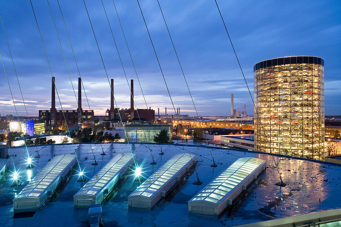 Power Station and CarTowers in the evening, in the front CustomerCentre, Autostadt, Wolfsburg, Lower Saxony, Germany, Europe