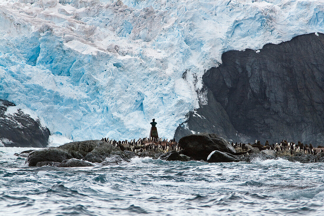 Monument with chilean Lt. Luis Pardo at Point Wild, Shackleton Expedition, Elephant Island, South Shetland Islands, Antarctic Peninsula, Southern Ocean, Antarctica