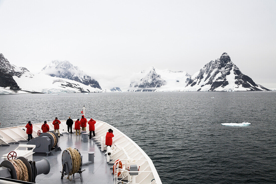 Cruiseship in Lemaire Channel, Graham Land, Antarctic Peninsula, Antarktica