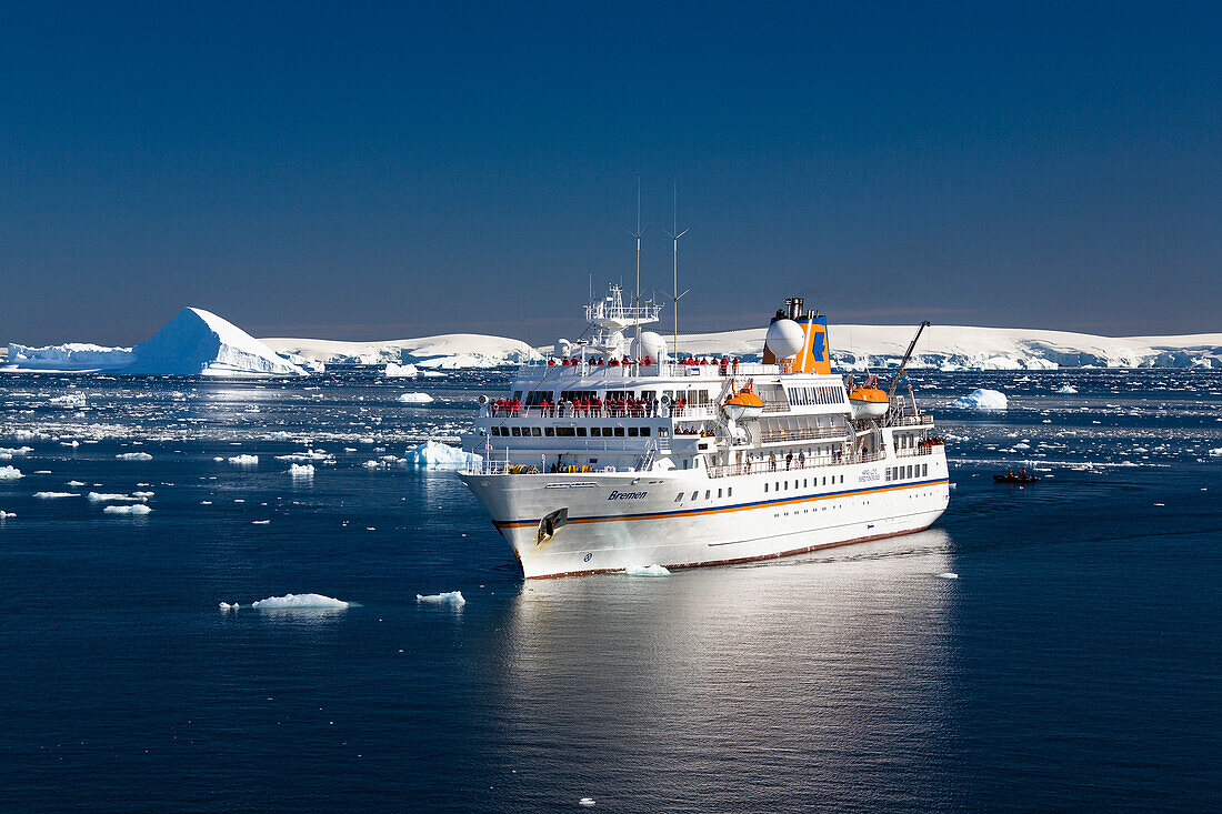 Kreuzfahrtschiff MS Bremen, Prospect Point, Antarktische Halbinsel, Antarktis