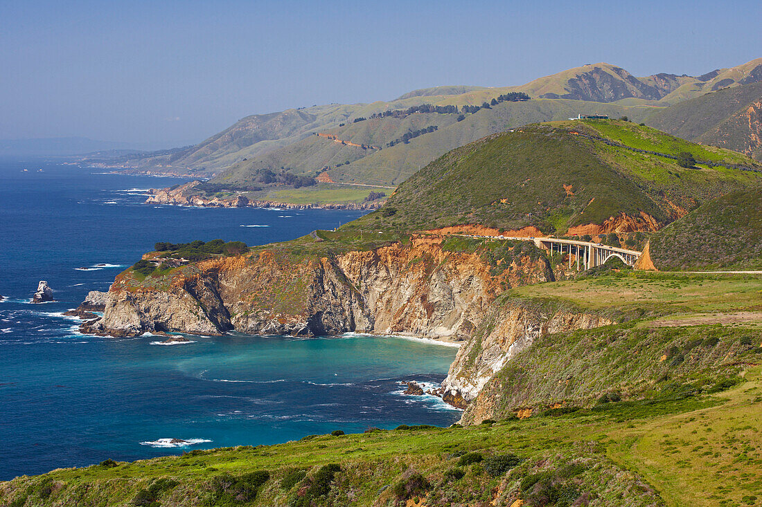 Pazifische Küste mit Bixby Bridge, Pazifik, Highway 1, Kalifornien, USA, Amerika