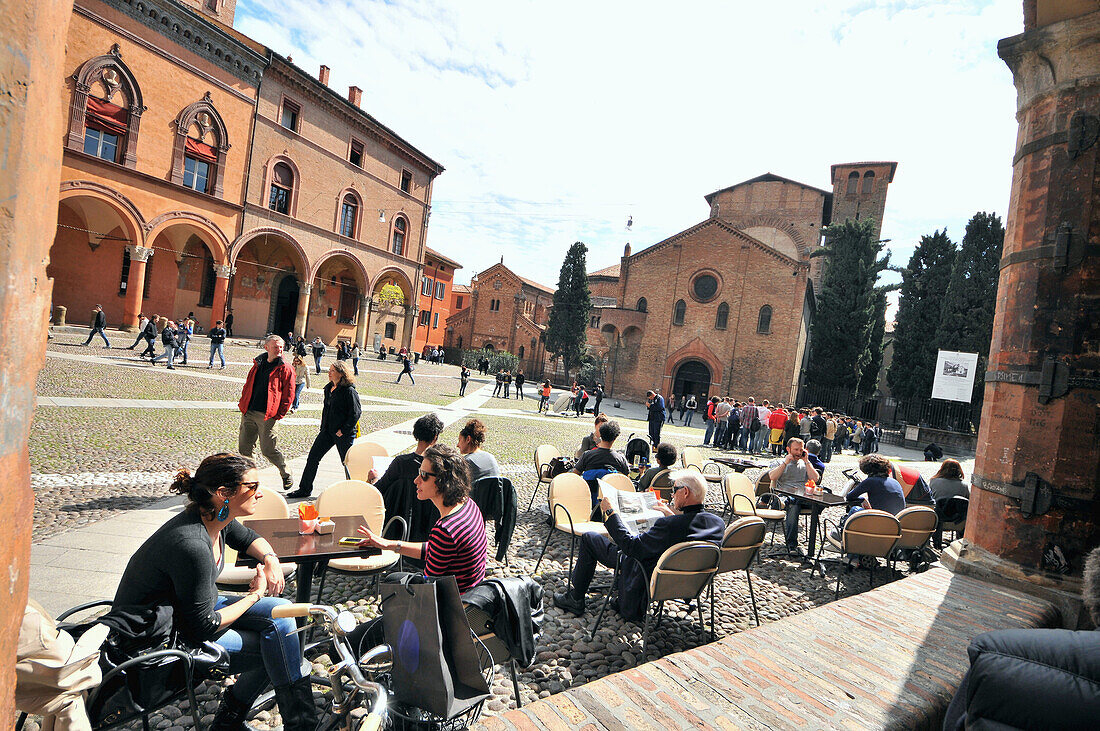 Basilika Santo Stefano am Piazza Santo Stefano, Bologna, Emilia Romagna, Italien