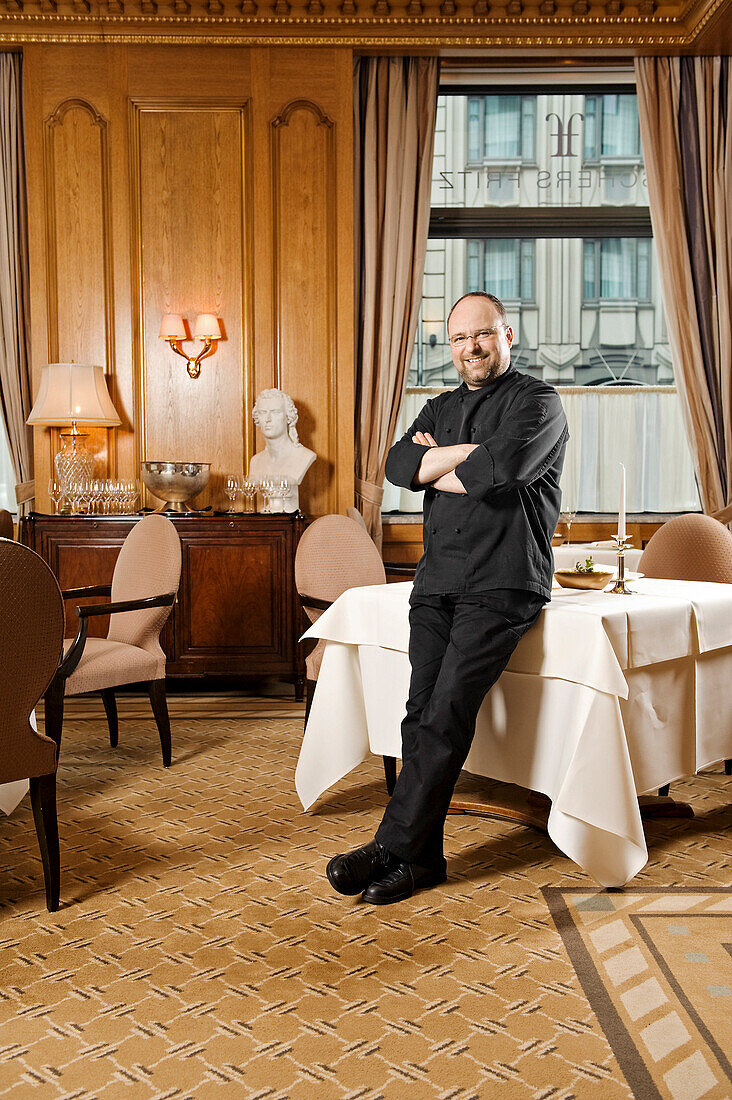 Christian Lohse, star chef at the restauant Fischers Fritz, Regent Hotel, Gendarmenmarkt, Berlin, Germany, Europe