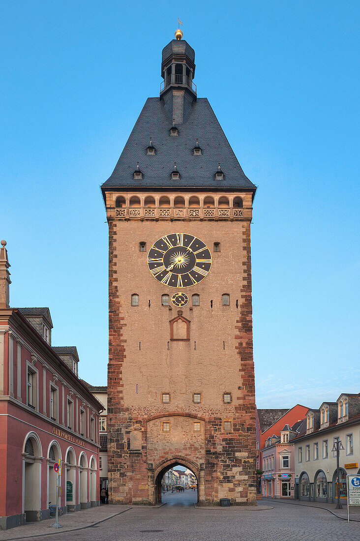 Blick auf Stadttor Altpörtel, Speyer, Rheinland-Pfalz, Deutschland, Europa