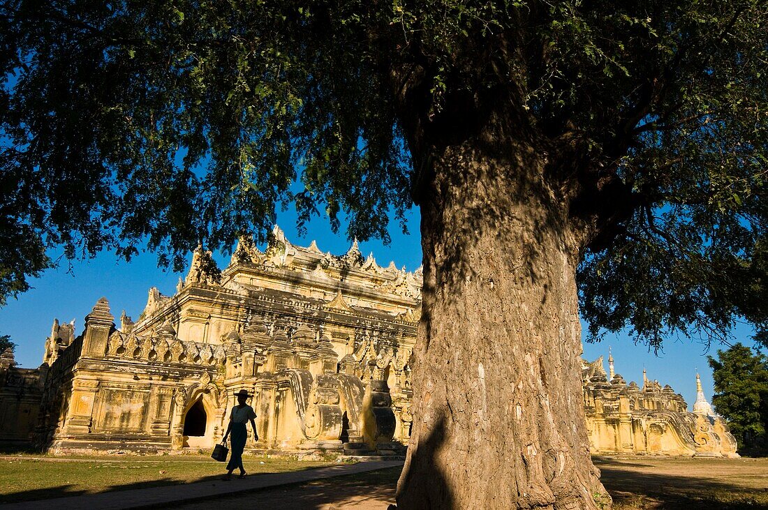 Myanmar (Burma), Mandalay State, Ava, the Kyaung Me Nu Ok monastery built in bricks and stucco by Meh Nu, first wife of Bagyidaw King, for the royal priest U Bok